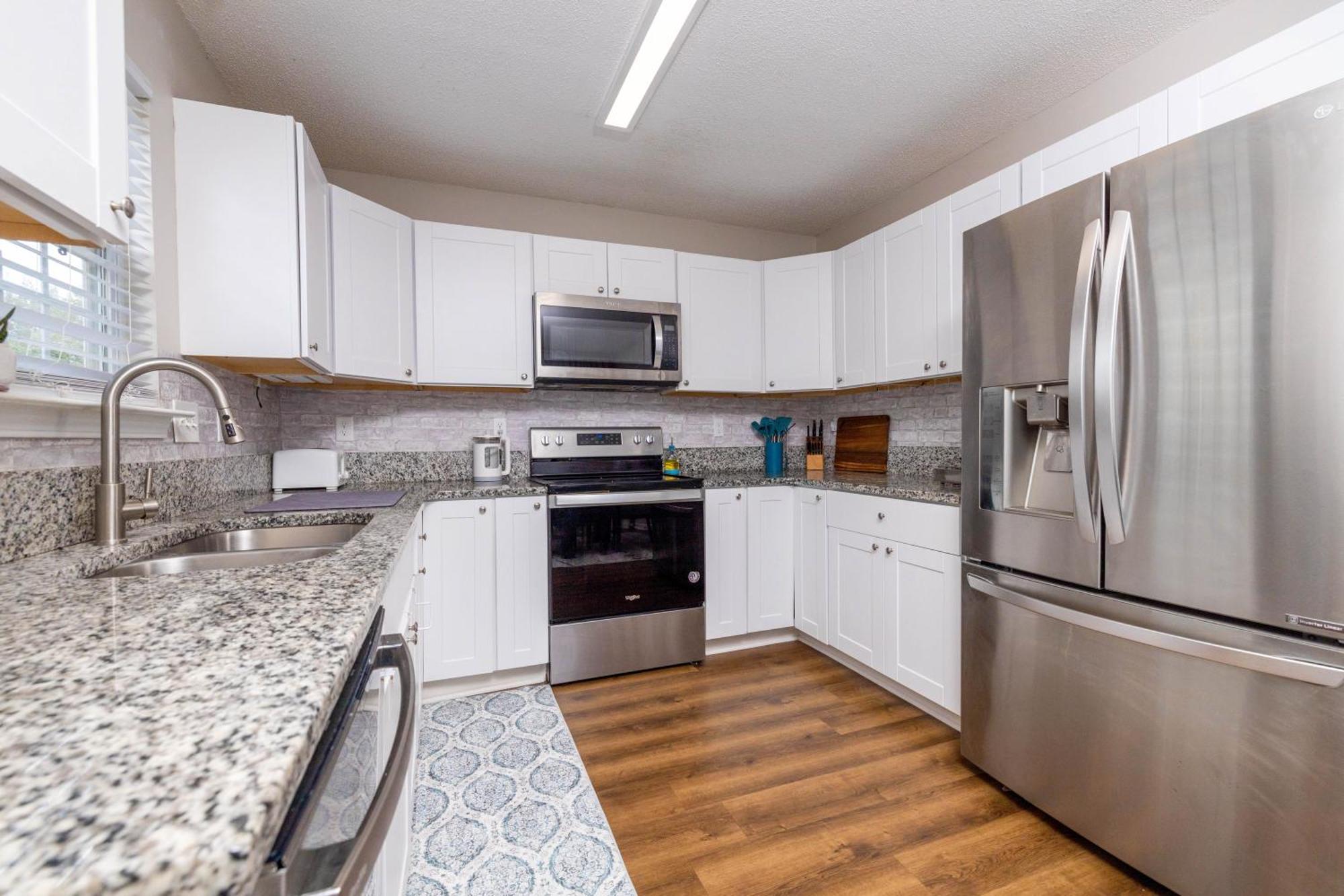 Queen City Family-Friendly Entire House, Charlotte Bagian luar foto