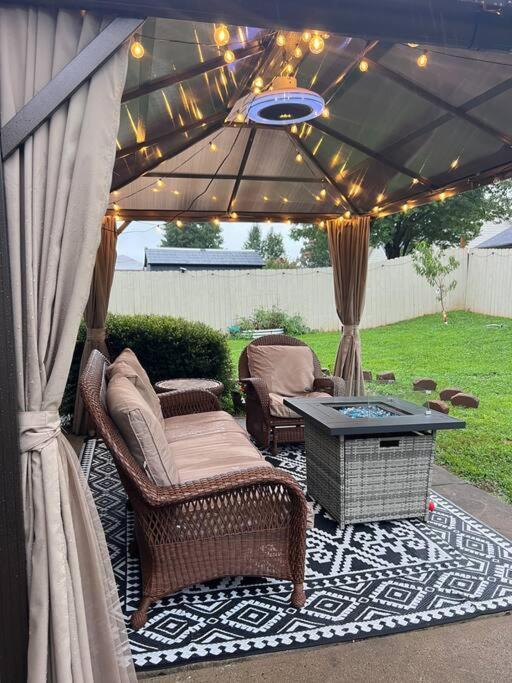 Queen City Family-Friendly Entire House, Charlotte Bagian luar foto