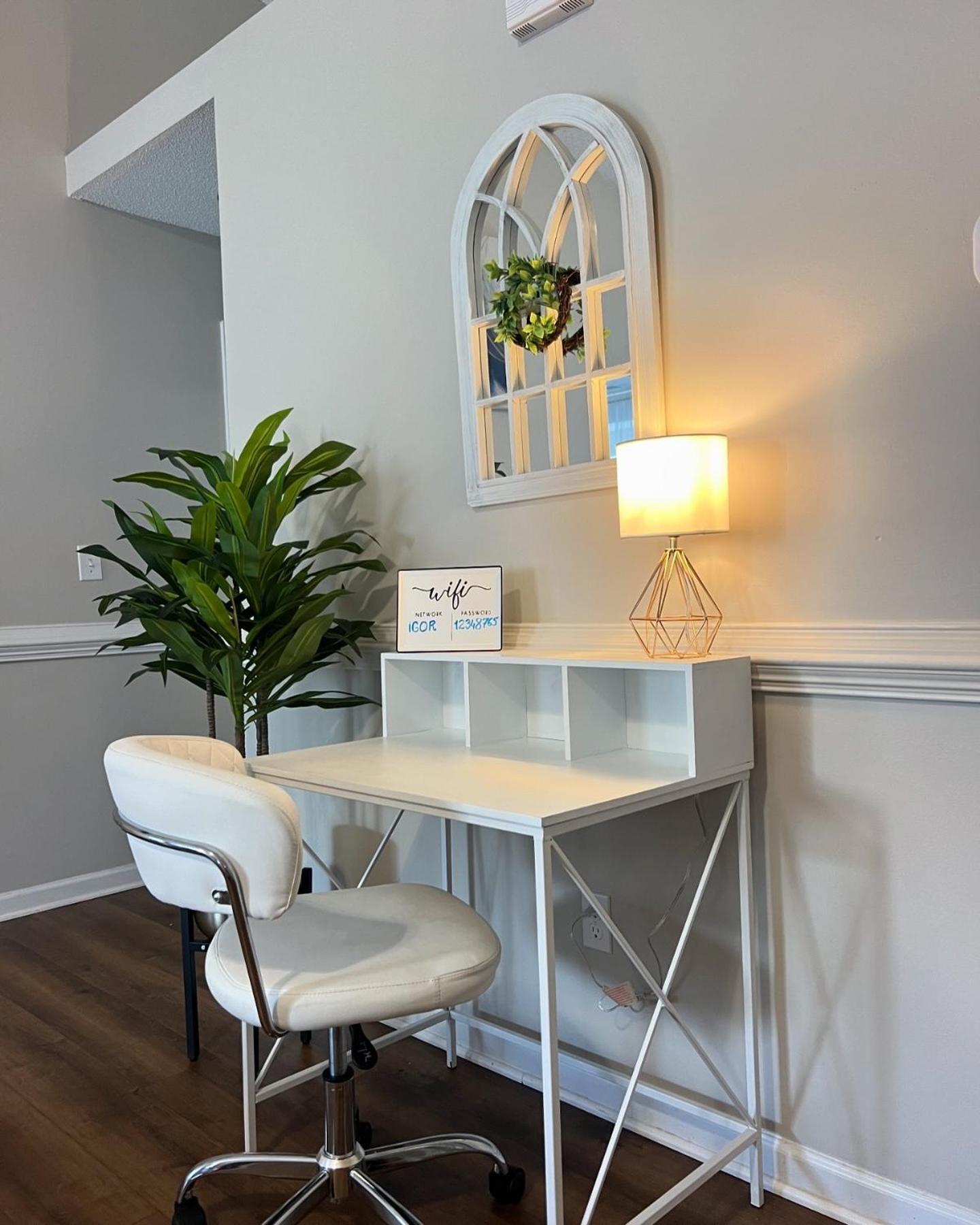 Queen City Family-Friendly Entire House, Charlotte Bagian luar foto